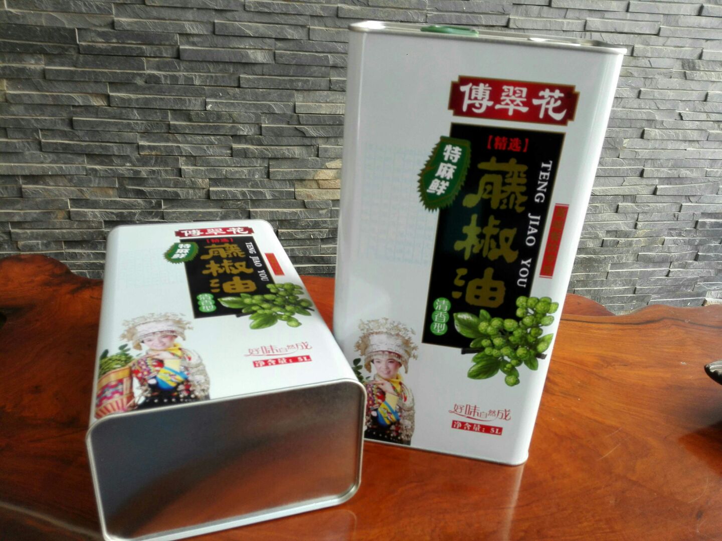 四川藤椒油印花铁桶 花椒油铁罐包装厂