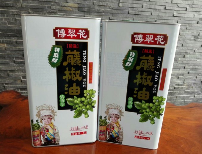 重庆藤椒油铁罐定制 重庆哪里做藤椒油铁桶好？